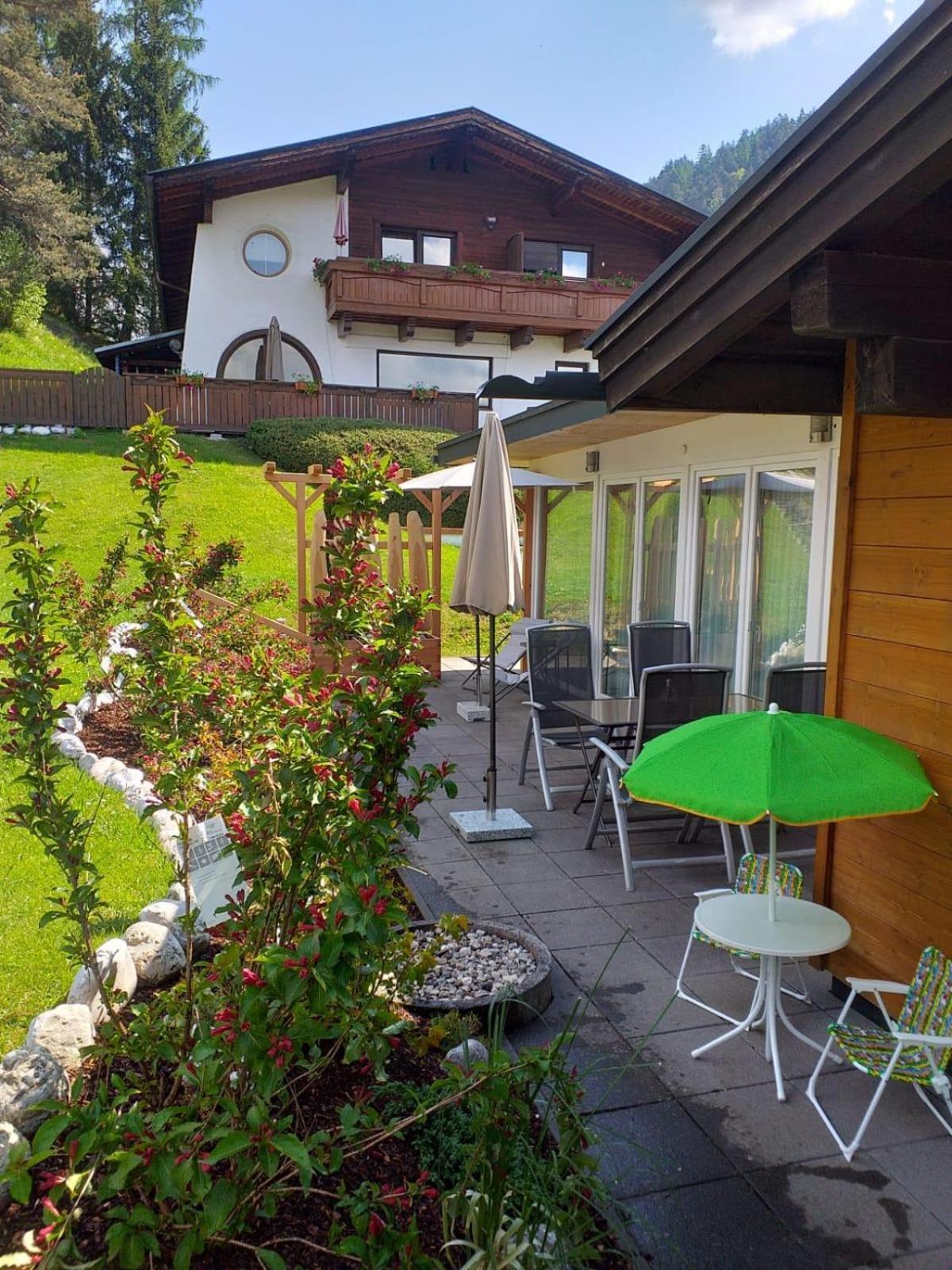 Landhaus Almidyll เซเฟลด์ อิน ทิโรล ภายนอก รูปภาพ