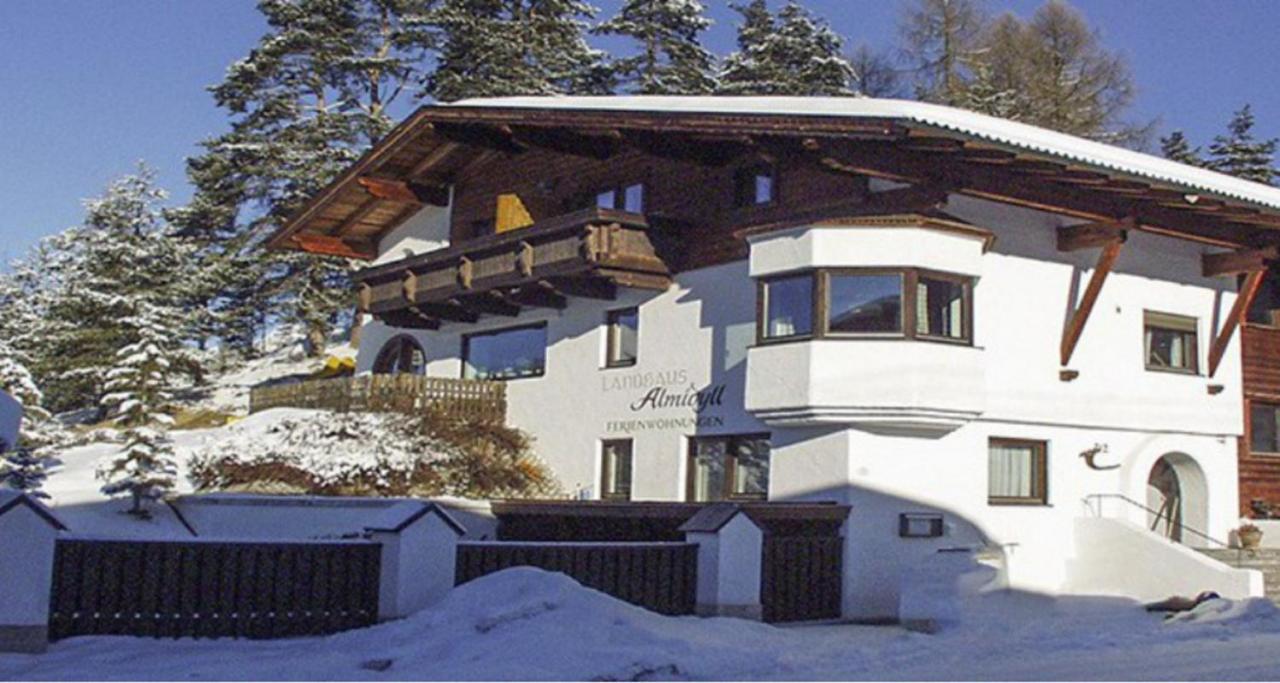 Landhaus Almidyll เซเฟลด์ อิน ทิโรล ภายนอก รูปภาพ